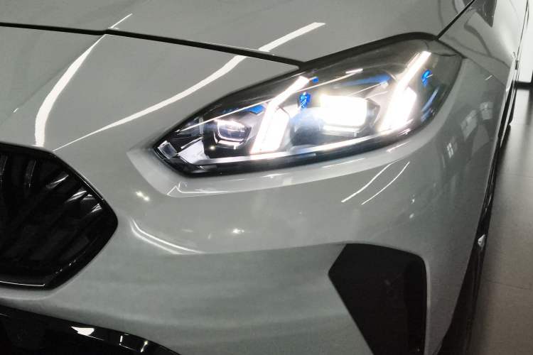 Used BMW 2 Series 2025 225L M Sport Night Edition Package Left Front Headlight