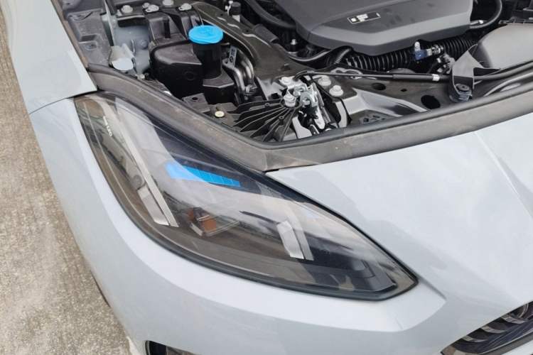 Used BMW 2 Series 2025 225L M Sport Package Right Front Headlight