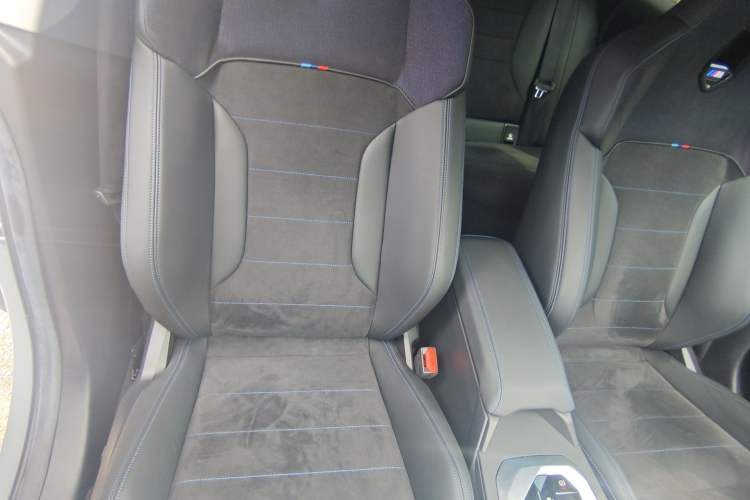 Used BMW 2 Series 2025 225L M Sport Night Edition Package Right Front Seat