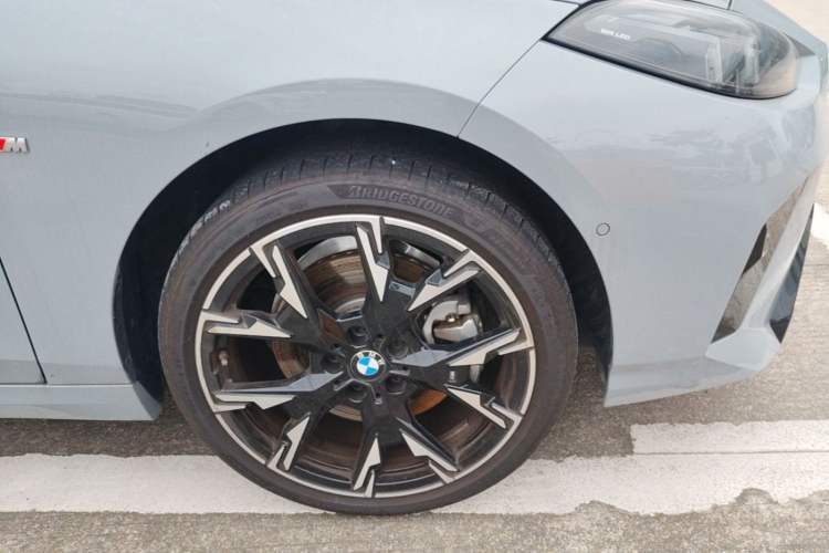 Used BMW 2 Series 2025 225L M Sport Package Right Front Wheel Hub
