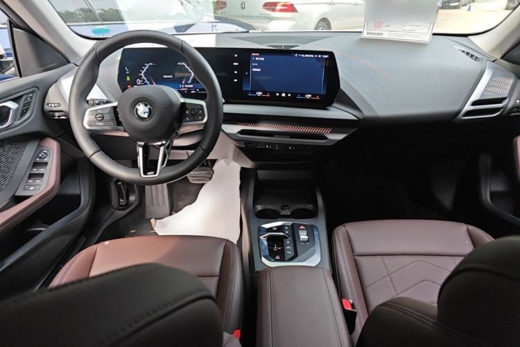 Used BMW 2 Series 2025 225L M Sport Package Center Console