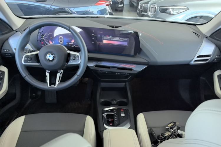 Used BMW 2 Series 2025 225L M Sport Package Center Console