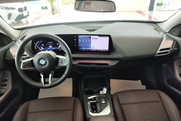 Used BMW 2 Series 2025 225L M Sport Package Center Console