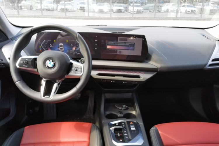 Used BMW 2 Series 2025 225L M Sport Package Center Console
