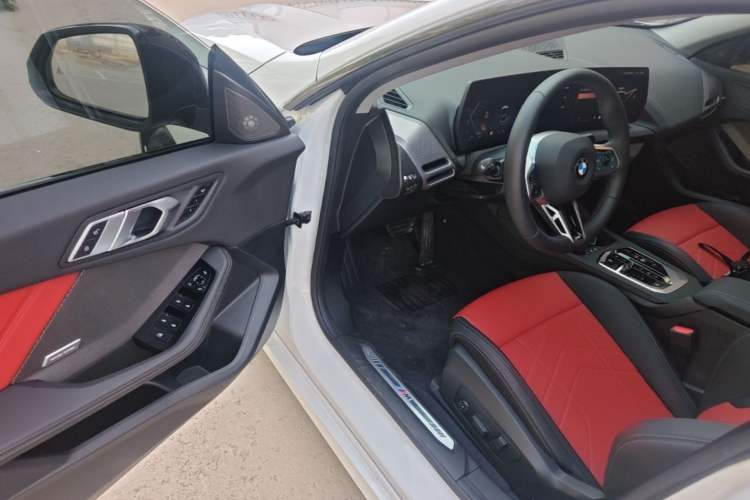 Used BMW 2 Series 2025 225L M Sport Package Driver Seat
