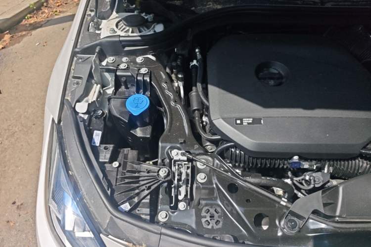 Used BMW 2 Series 2025 225L M Sport Package Engine Bay Right