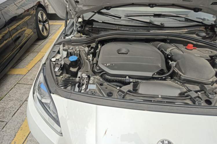 Used BMW 2 Series 2025 225L M Sport Package Engine Bay Right