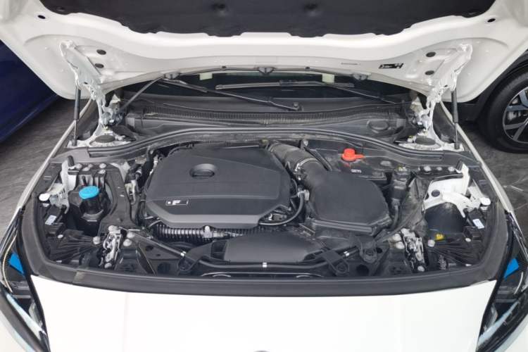 Used BMW 2 Series 2025 225L M Sport Night Edition Package Engine Bay