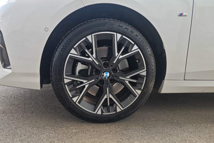 Used BMW 2 Series 2025 225L M Sport Package Exterior 4