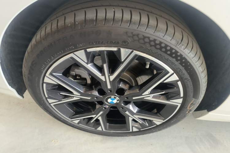 Used BMW 2 Series 2025 225L M Sport Package Exterior 4
