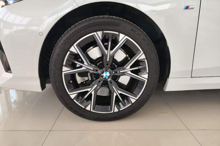 Used BMW 2 Series 2025 225L M Sport Package Exterior 4