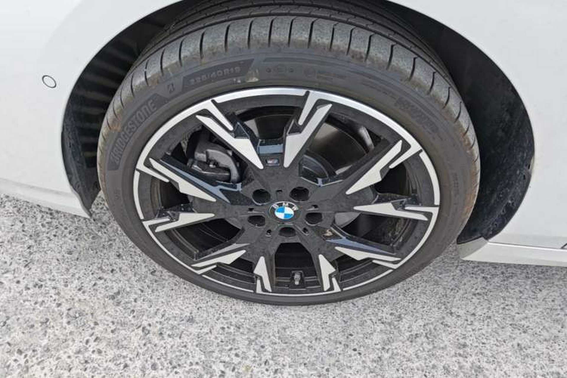 Used BMW 2 Series 2025 225L M Sport Night Edition Package Exterior 4