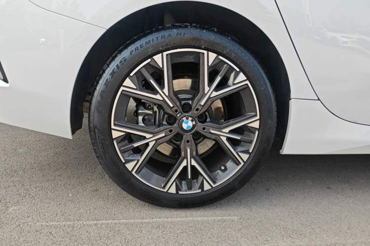 Used BMW 2 Series 2025 225L M Sport Package Exterior 5