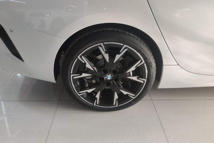 Used BMW 2 Series 2025 225L M Sport Night Edition Package Exterior 5