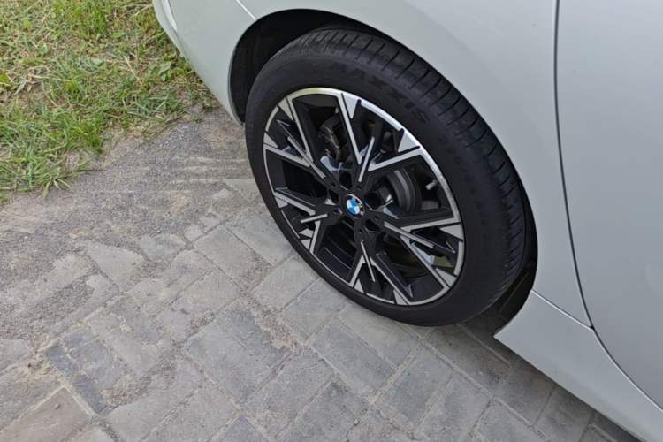 Used BMW 2 Series 2025 225L M Sport Package Exterior 5