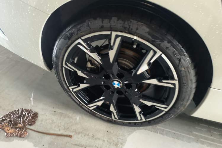 Used BMW 2 Series 2025 225L M Sport Night Edition Package Exterior 5