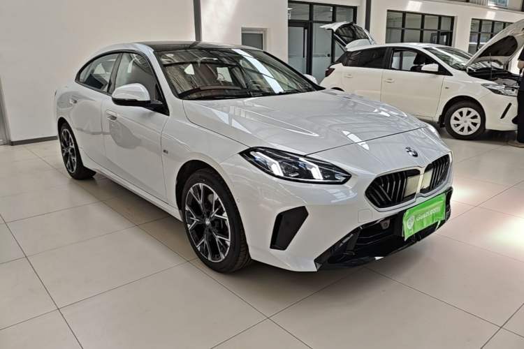 Used BMW 2 Series 2025 225L M Sport Package Front Right 45 Deg