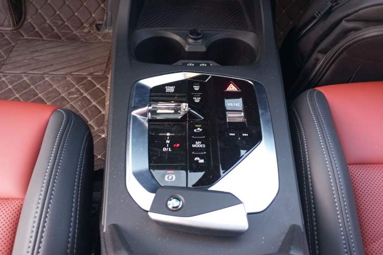 Used BMW 2 Series 2025 225L M Sport Night Edition Package Gear Lever
