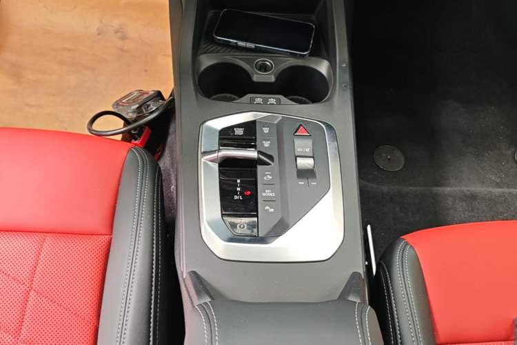 Used BMW 2 Series 2025 225L M Sport Package Gear Lever