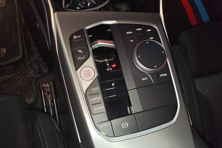 Used BMW 2 Series 2025 225i M Sport Night Edition Package Gear Lever
