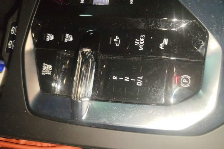 Used BMW 2 Series 2025 225L M Sport Night Edition Package Gear Lever