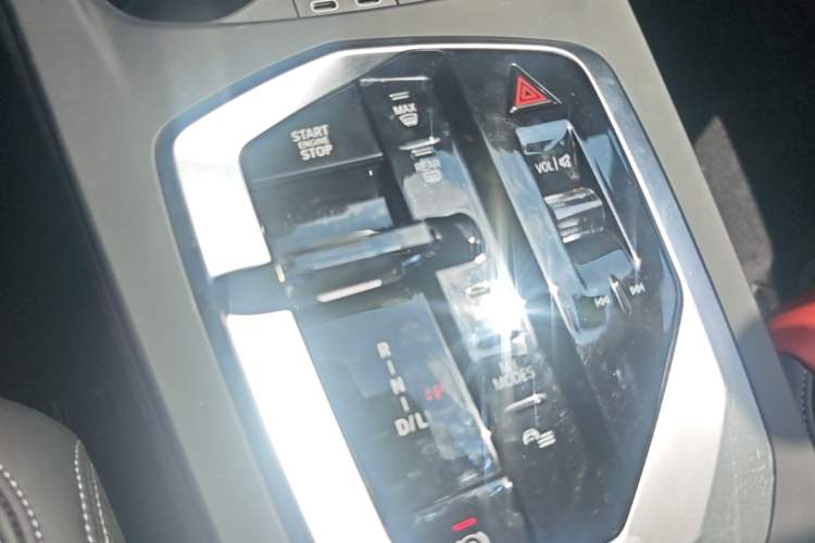 Used BMW 2 Series 2025 225L M Sport Package Gear Lever