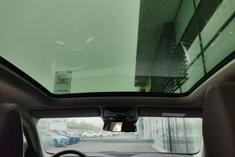 Used BMW 2 Series 2025 225L M Sport Package Headliner