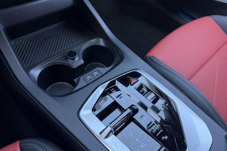 Used BMW 2 Series 2025 225L M Sport Night Edition Package Interior 10