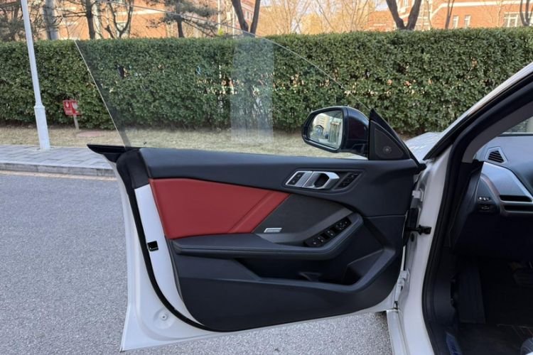 Used BMW 2 Series 2025 225L M Sport Night Edition Package Interior 12