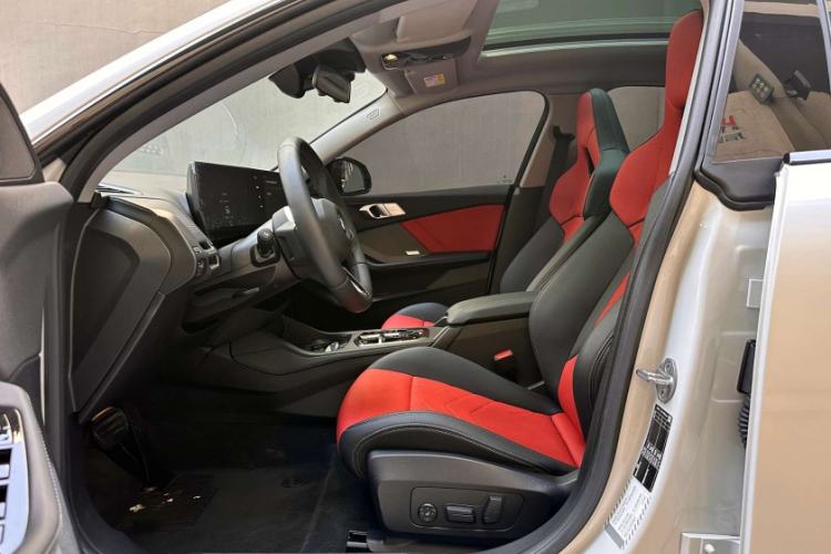 Used BMW 2 Series 2025 225L M Sport Night Edition Package Interior 4