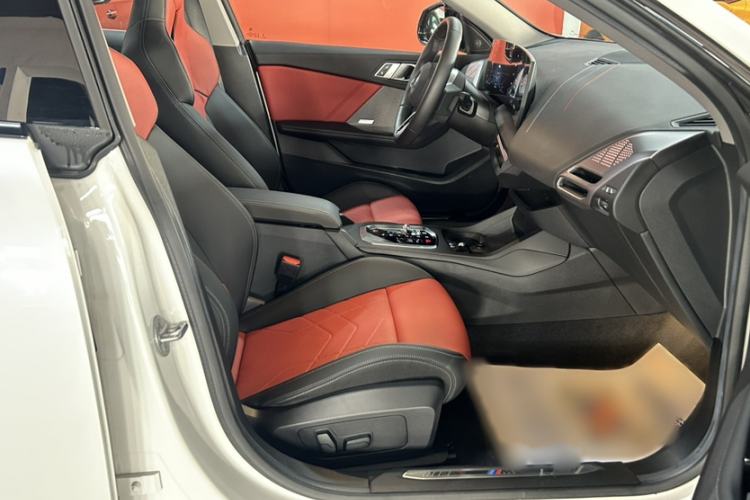 Used BMW 2 Series 2025 225L M Sport Night Edition Package Interior 5