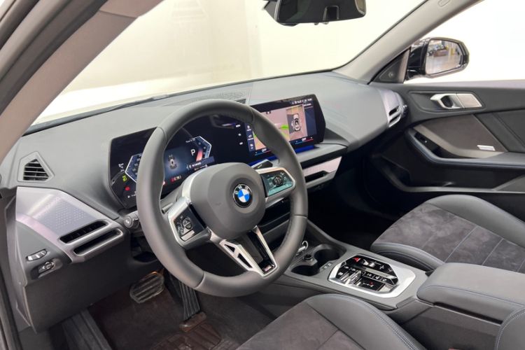 Used BMW 2 Series 2025 225L M Sport Night Edition Package Interior 6