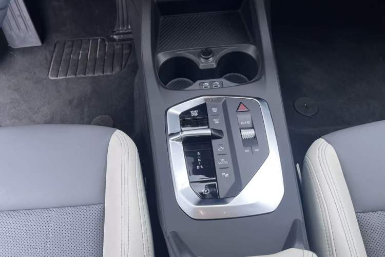 Used BMW 2 Series 2025 225L M Sport Package Interior 7
