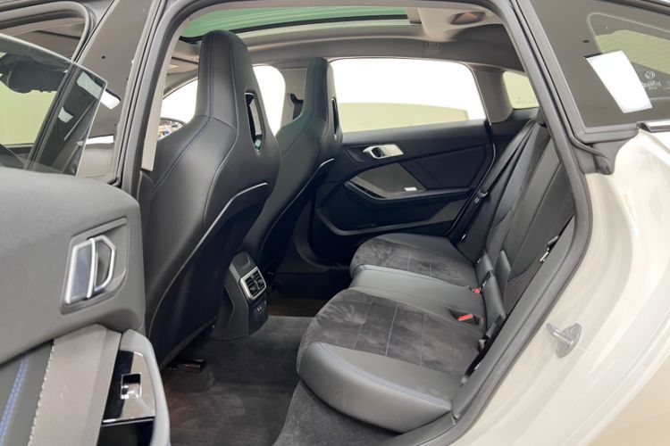 Used BMW 2 Series 2025 225L M Sport Night Edition Package Interior 7