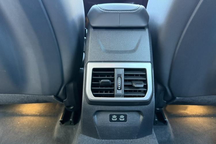 Used BMW 2 Series 2025 225L M Sport Night Edition Package Interior 7