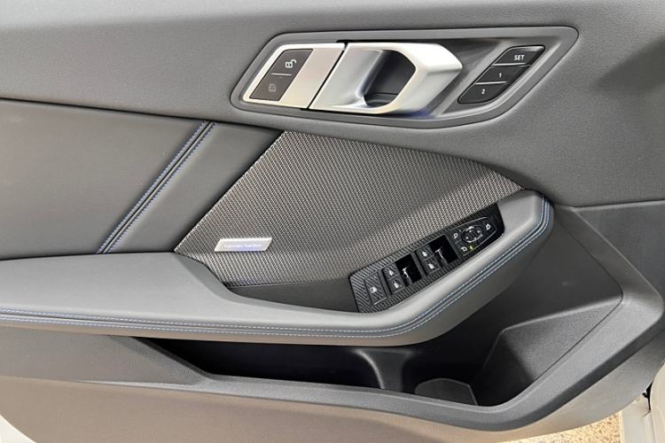 Used BMW 2 Series 2025 225L M Sport Night Edition Package Interior 9