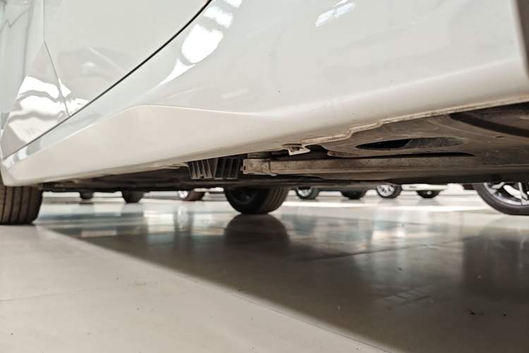 Used BMW 2 Series 2025 225L M Sport Package Left Side Sill
