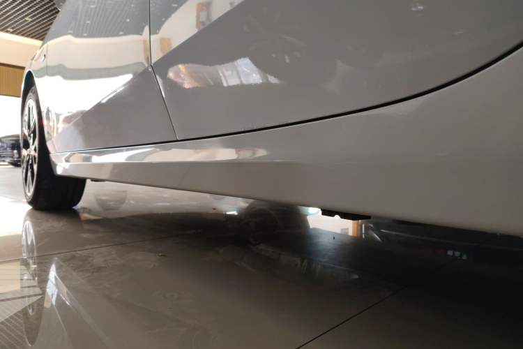 Used BMW 2 Series 2025 225L M Sport Package Left Side Sill