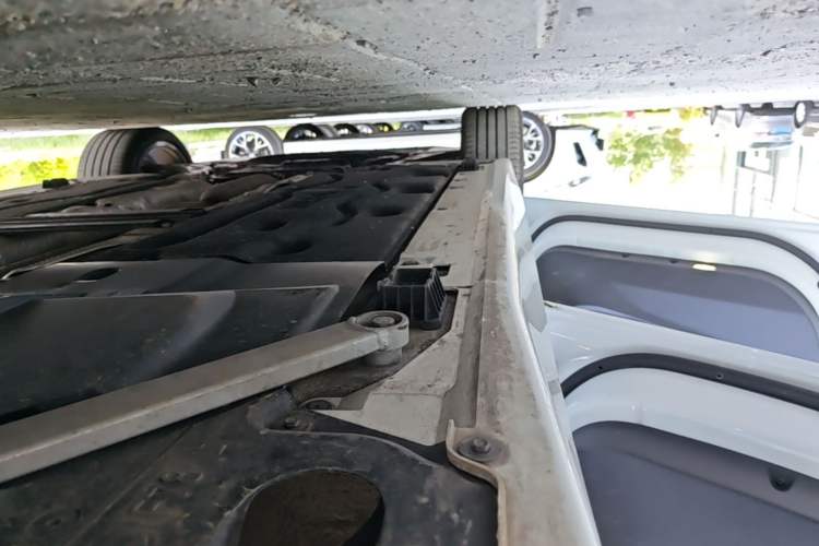 Used BMW 2 Series 2025 225L M Sport Package Left Side Sill