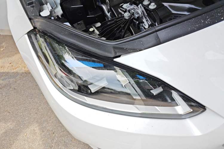 Used BMW 2 Series 2025 225L M Sport Package Right Front Headlight