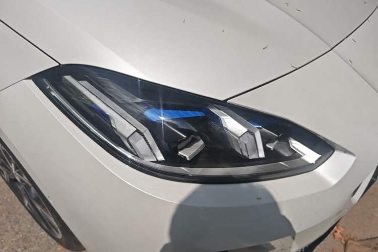 Used BMW 2 Series 2025 225L M Sport Package Right Front Headlight