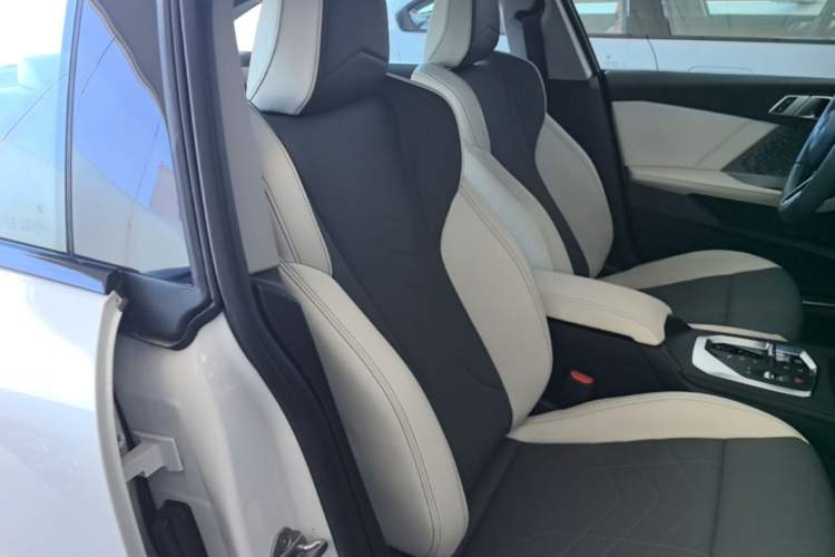 Used BMW 2 Series 2025 225L M Sport Package Right Front Seat
