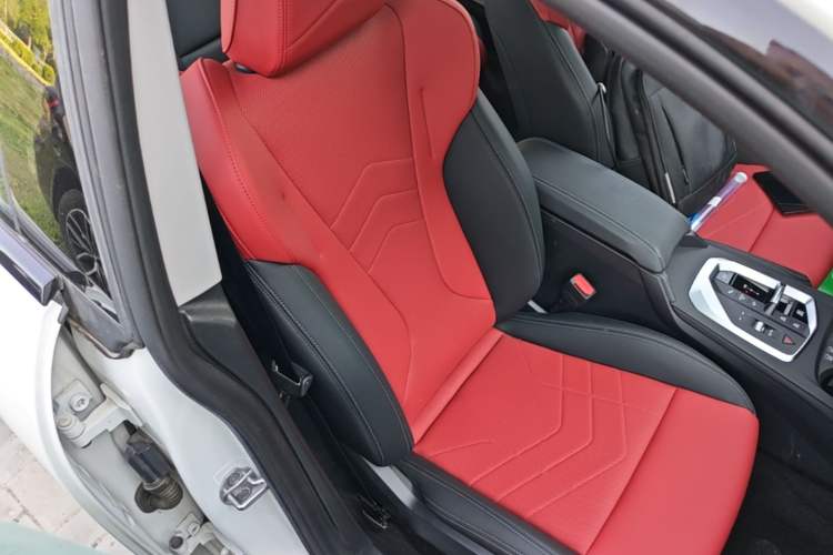 Used BMW 2 Series 2025 225L M Sport Package Right Front Seat