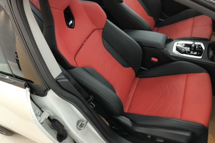 Used BMW 2 Series 2025 225L M Sport Night Edition Package Right Front Seat