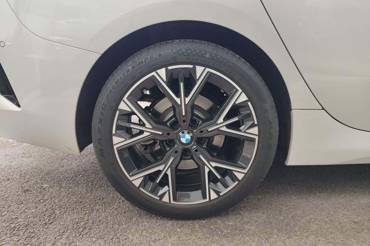 Used BMW 2 Series 2025 225L M Sport Package Right Rear Wheel Hub