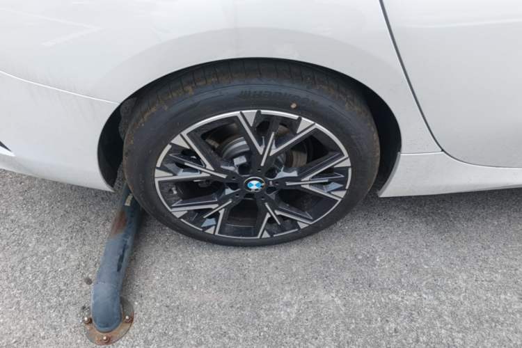 Used BMW 2 Series 2025 225L M Sport Package Right Rear Wheel Hub