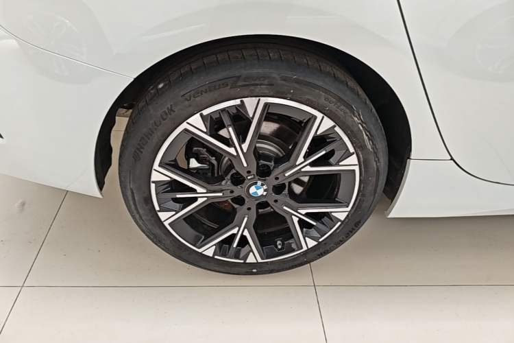 Used BMW 2 Series 2025 225L M Sport Package Right Rear Wheel Hub