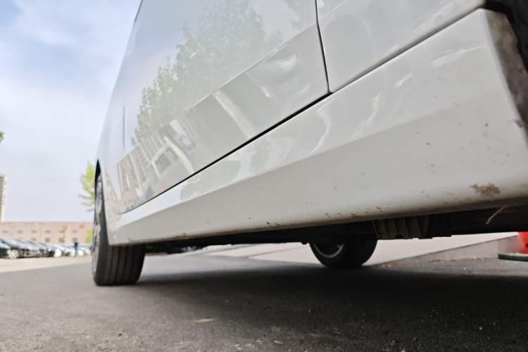 Used BMW 2 Series 2025 225L M Sport Package Right Side Sill