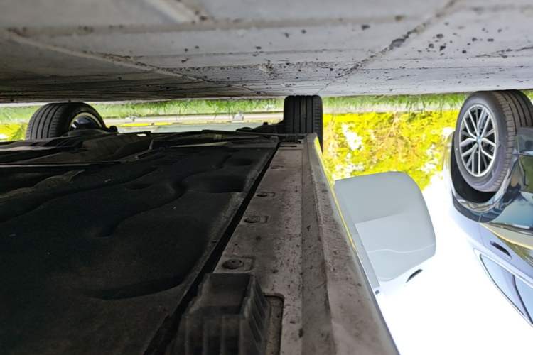Used BMW 2 Series 2025 225L M Sport Package Right Side Sill