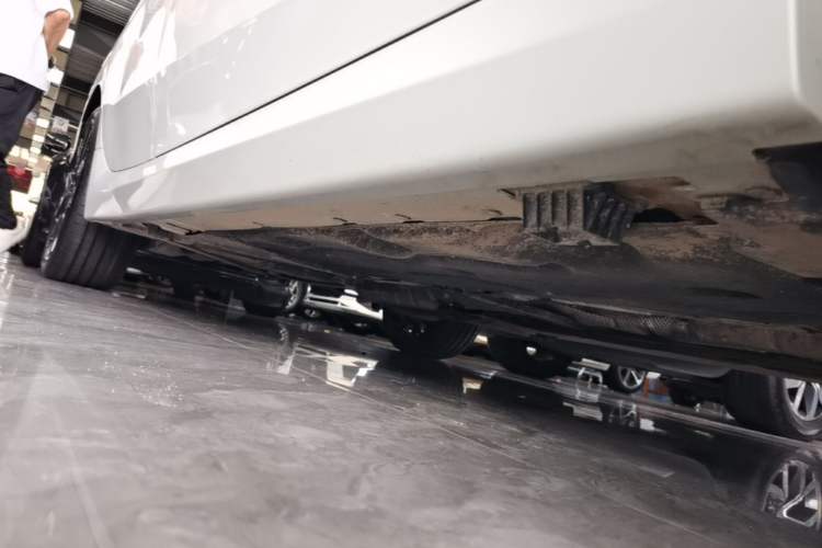 Used BMW 2 Series 2025 225L M Sport Night Edition Package Right Side Sill